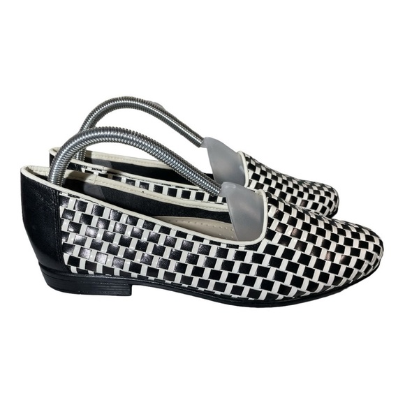 TROTTERS LIZ BLACK/WHITE CHECKERED WOVEN LEATHER
LOAFER ROUND TOE SLIP-ON SZ 9W - Picture 3 of 10